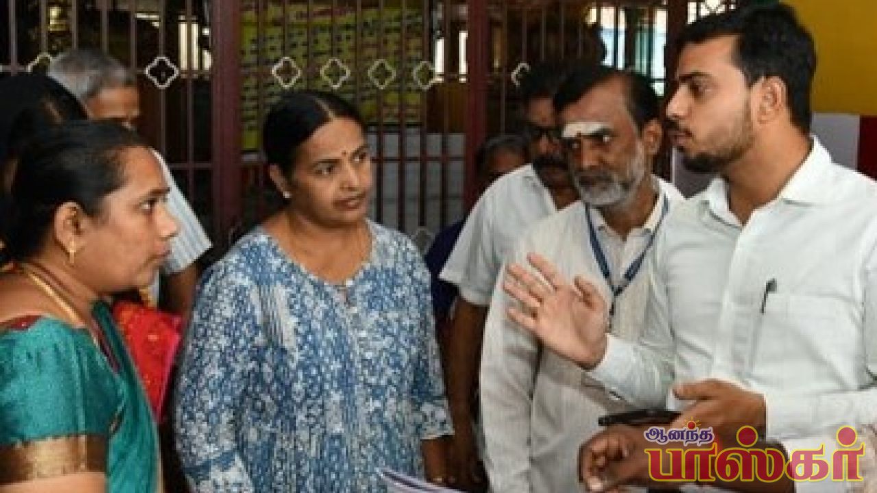 கவுண்டம்பாளையத்தில் வாக்காளர் பட்டியல் சிறப்பு தீவிர திருத்தப்பணி