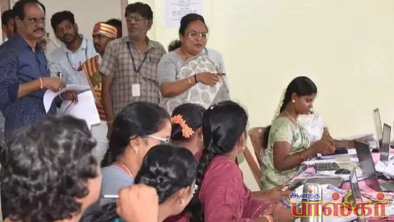 காட்பாடி வட்டாட்சியர் அலுவலகத்தில் மாவட்ட ஆட்சியர் திடீர் ஆய்வு!